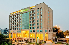 Отель Holiday Inn Amritsar Ranjit Avenue, an IHG Hotel  Холл Базар
